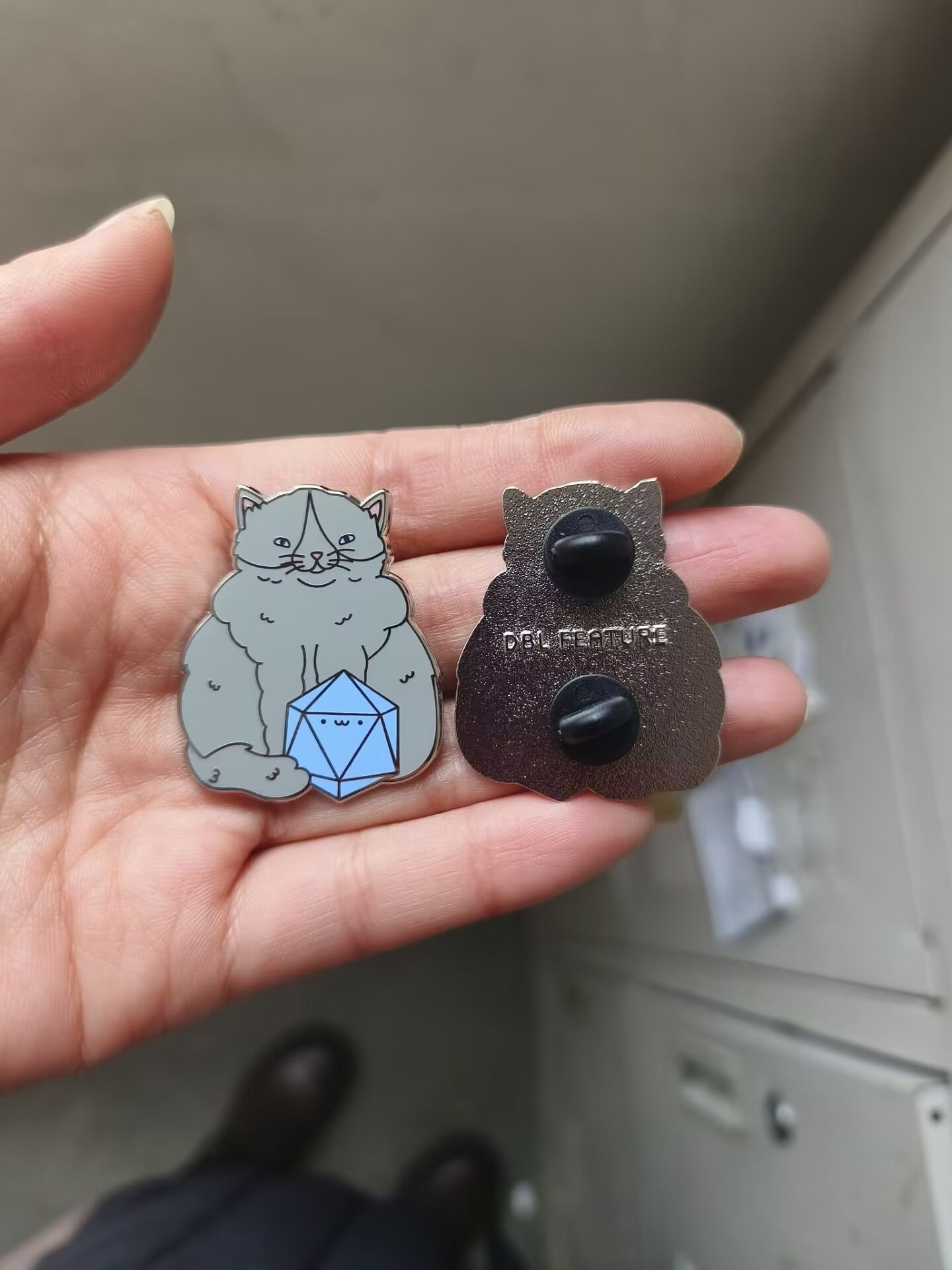 Ragdoll D20 Dice Buddy Enamel Pin