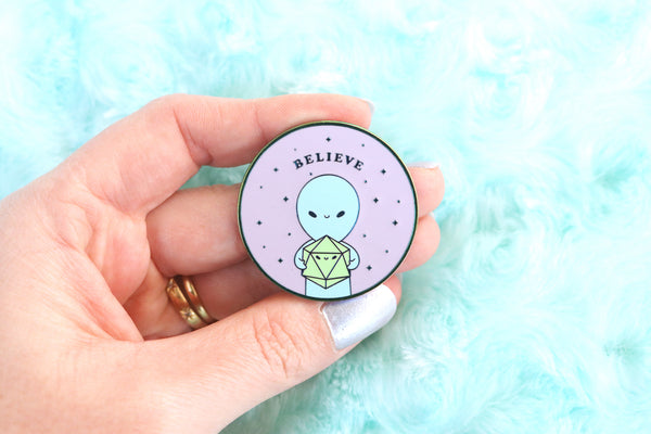 Alien and D20 Dice Buddy Soft Enamel Pin