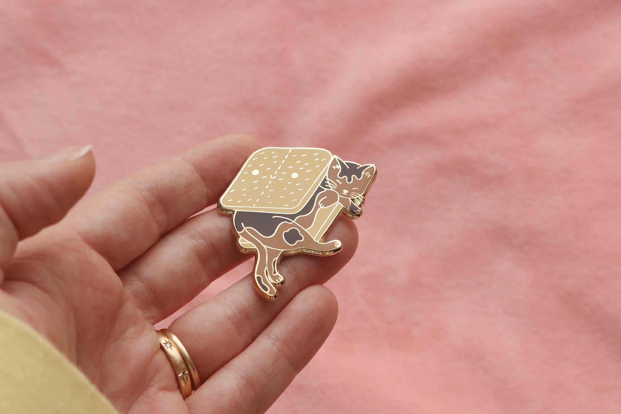 S'mores Kitty Hard Enamel Pin