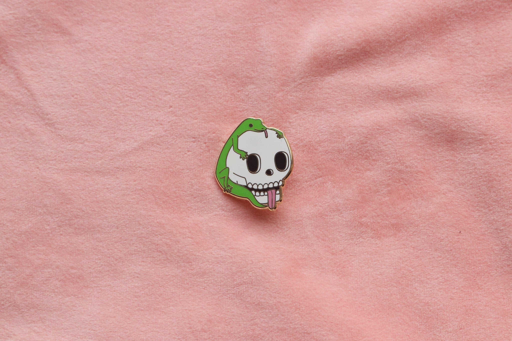 Skull and Lizard Hard Enamel Pin
